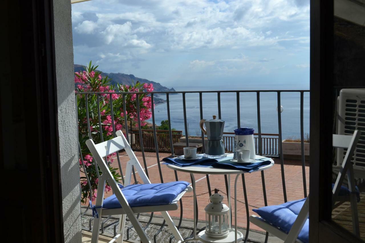 Charming Place 2 Taormina Kültér fotó